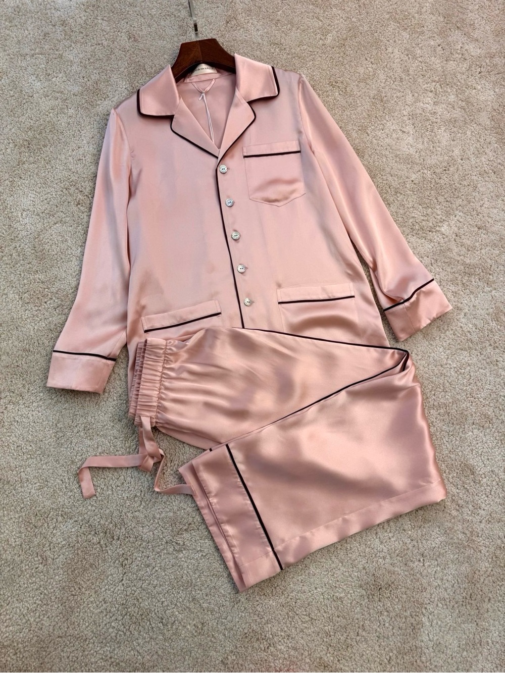 NWOT Olivia von Halle Women's Satin Silk Pajama Set in Pink, Size S